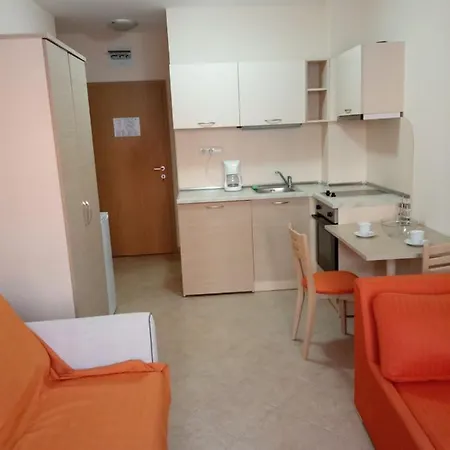 Студио В Royal Sun Apartamento *